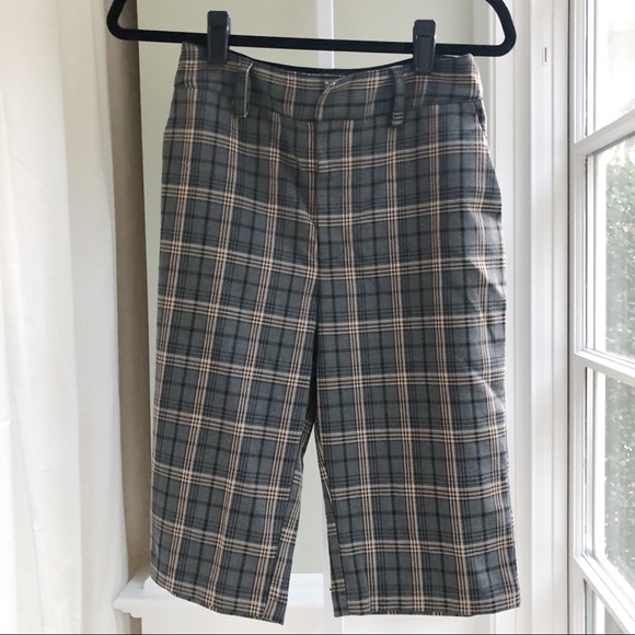 Express x Negin Mirsalehi HighWaisted Plaid Shorts - Picture 4 of 7